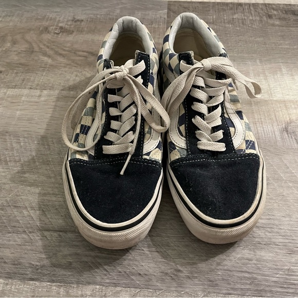 Old skool blue checkered vans - Picture 4 of 5